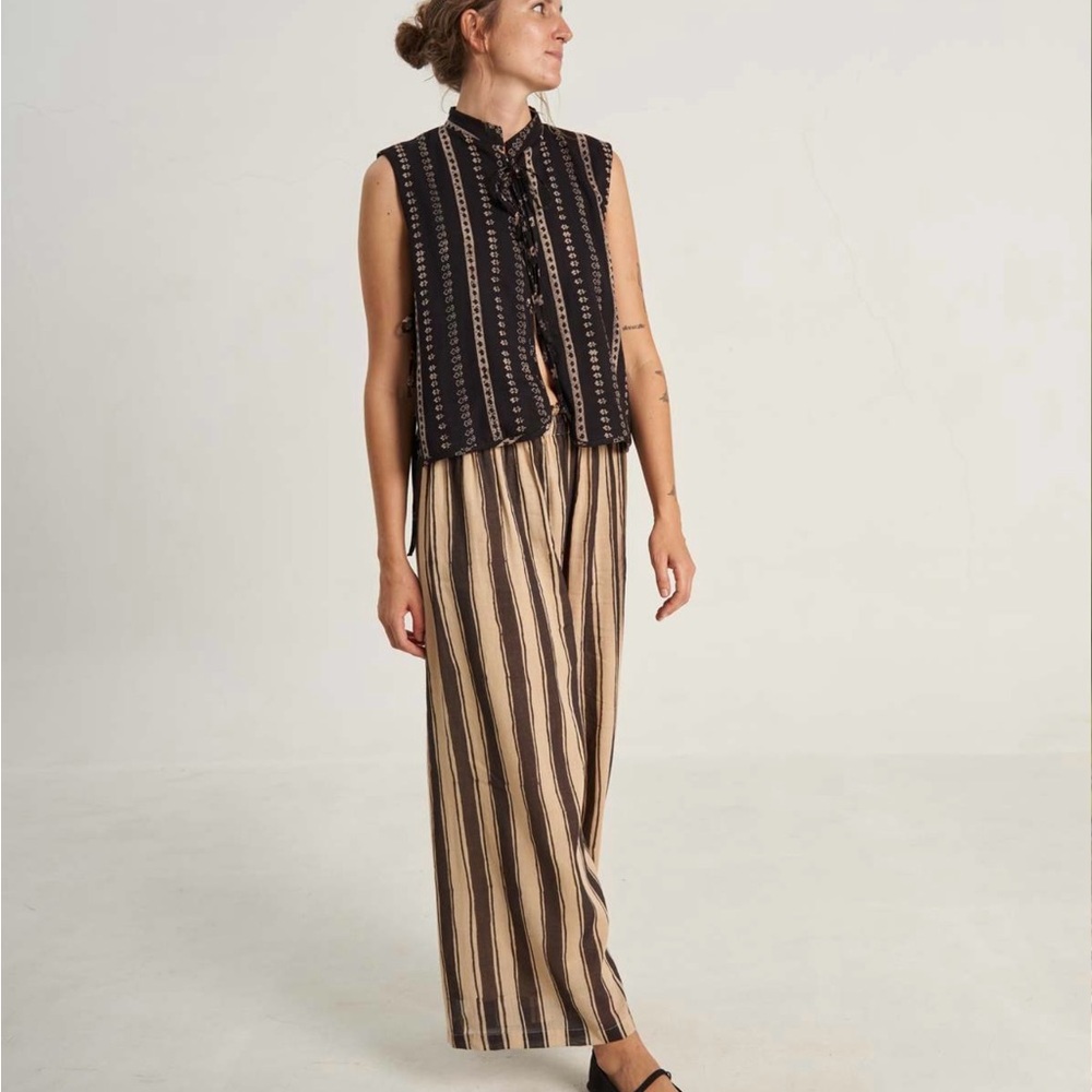 World of Crow Zebra Stroll Pants